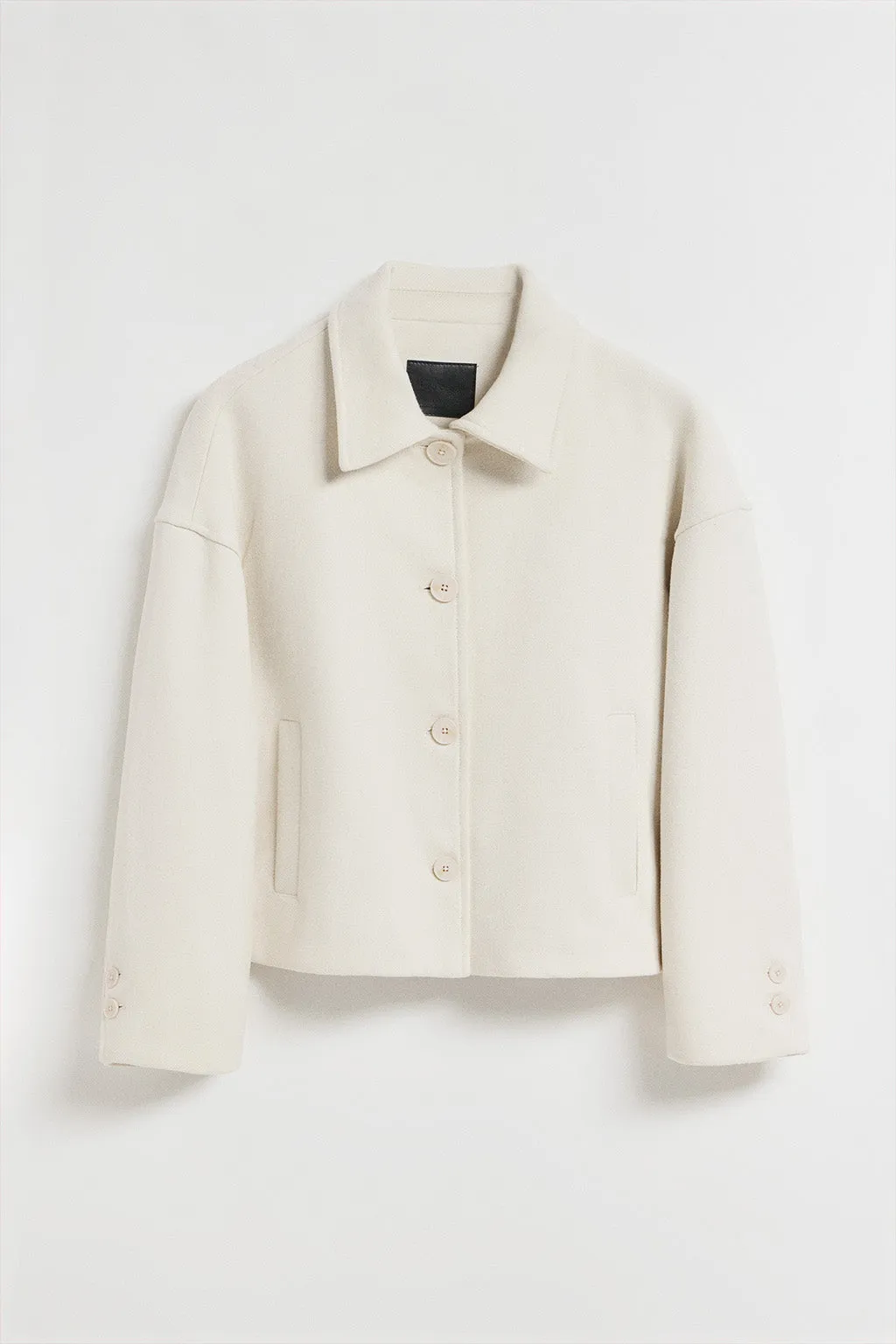 Abrigo corto Lita beige abotonado y detalles Polo Club