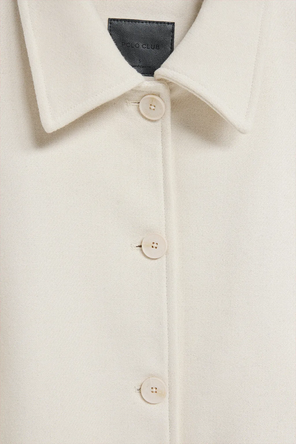 Abrigo corto Lita beige abotonado y detalles Polo Club