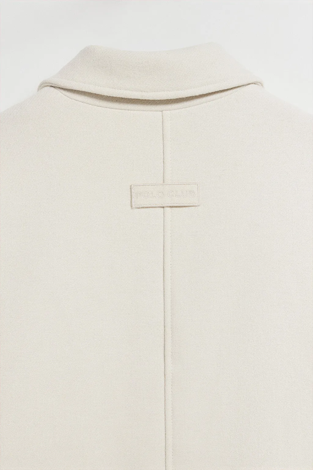 Abrigo corto Lita beige abotonado y detalles Polo Club