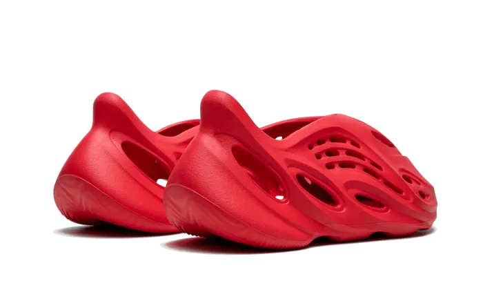 Adidas Yeezy Foam RNNR Vermillion