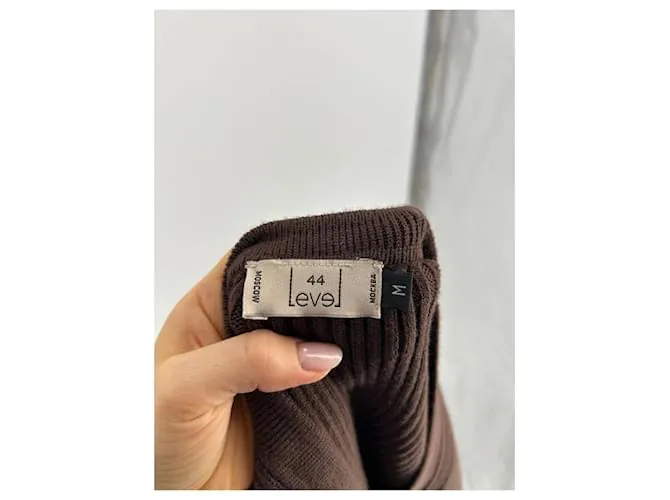 Autre Marque NO FIRMA / Camiseta sin firma.Viscosa Internacional M Castaño 