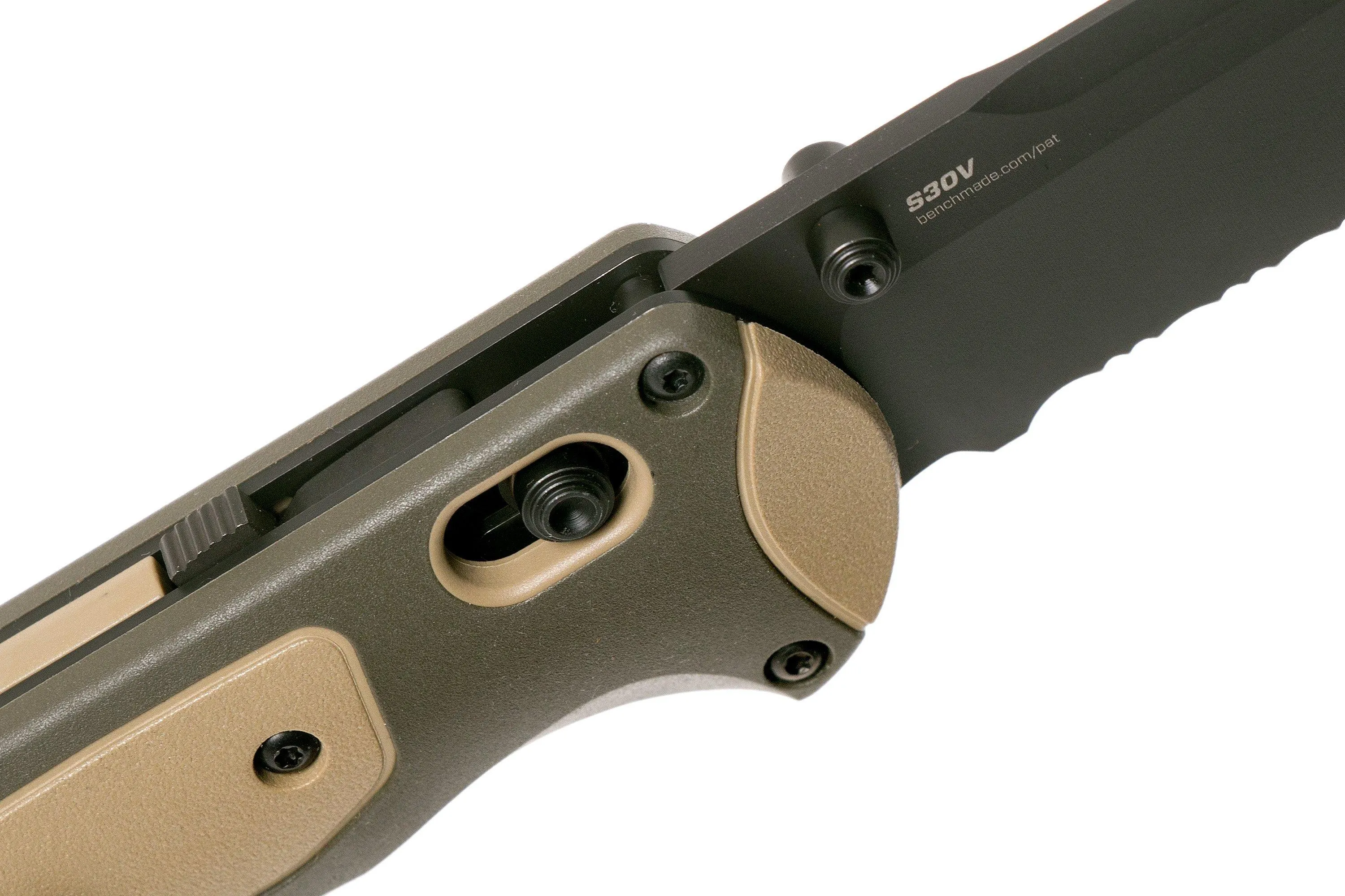 BENCHMADE BOOST FEDERAL GOVERNMENT EXCLUSIVE 590SBK1 TAN SERRATED NAVAJA