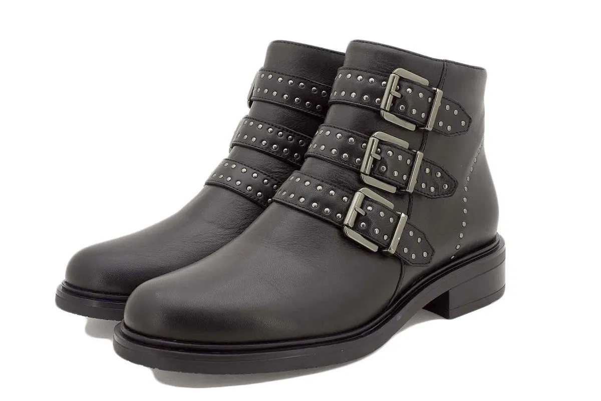 Black Leather Ankle boot