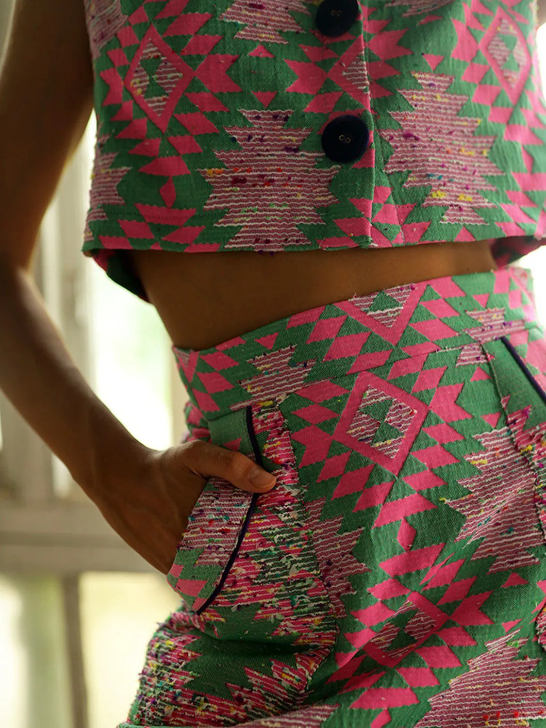 BRAIS CAMISA CROP CREPE RUSTICO PANAMBI