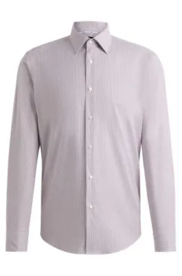 Camisa regular fit de planchado fácil en algodón elástico a rayas