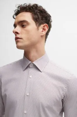 Camisa regular fit de planchado fácil en algodón elástico a rayas
