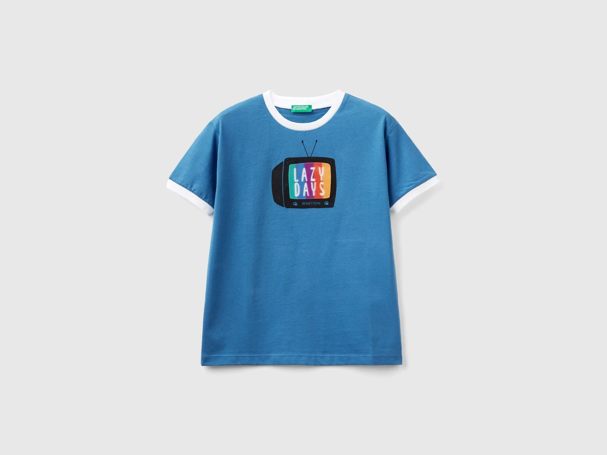 Camiseta con estampado de televisión