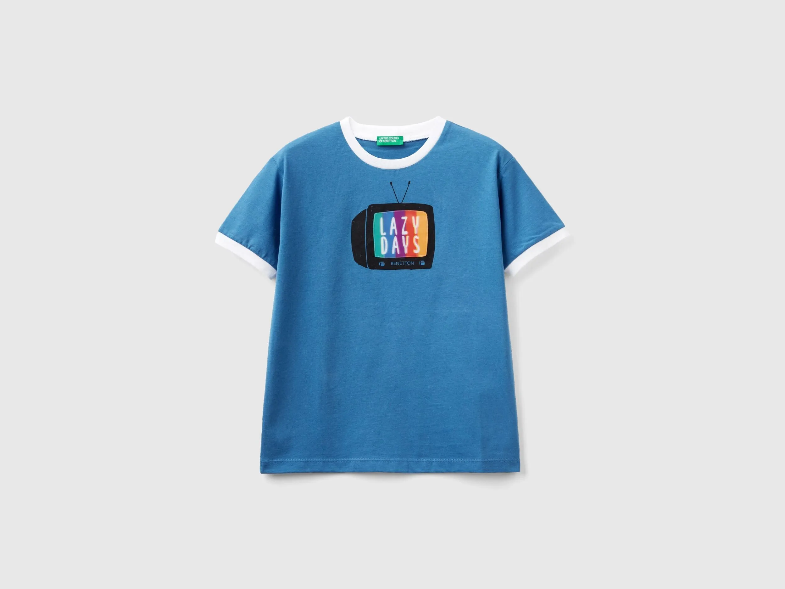Camiseta con estampado de televisión