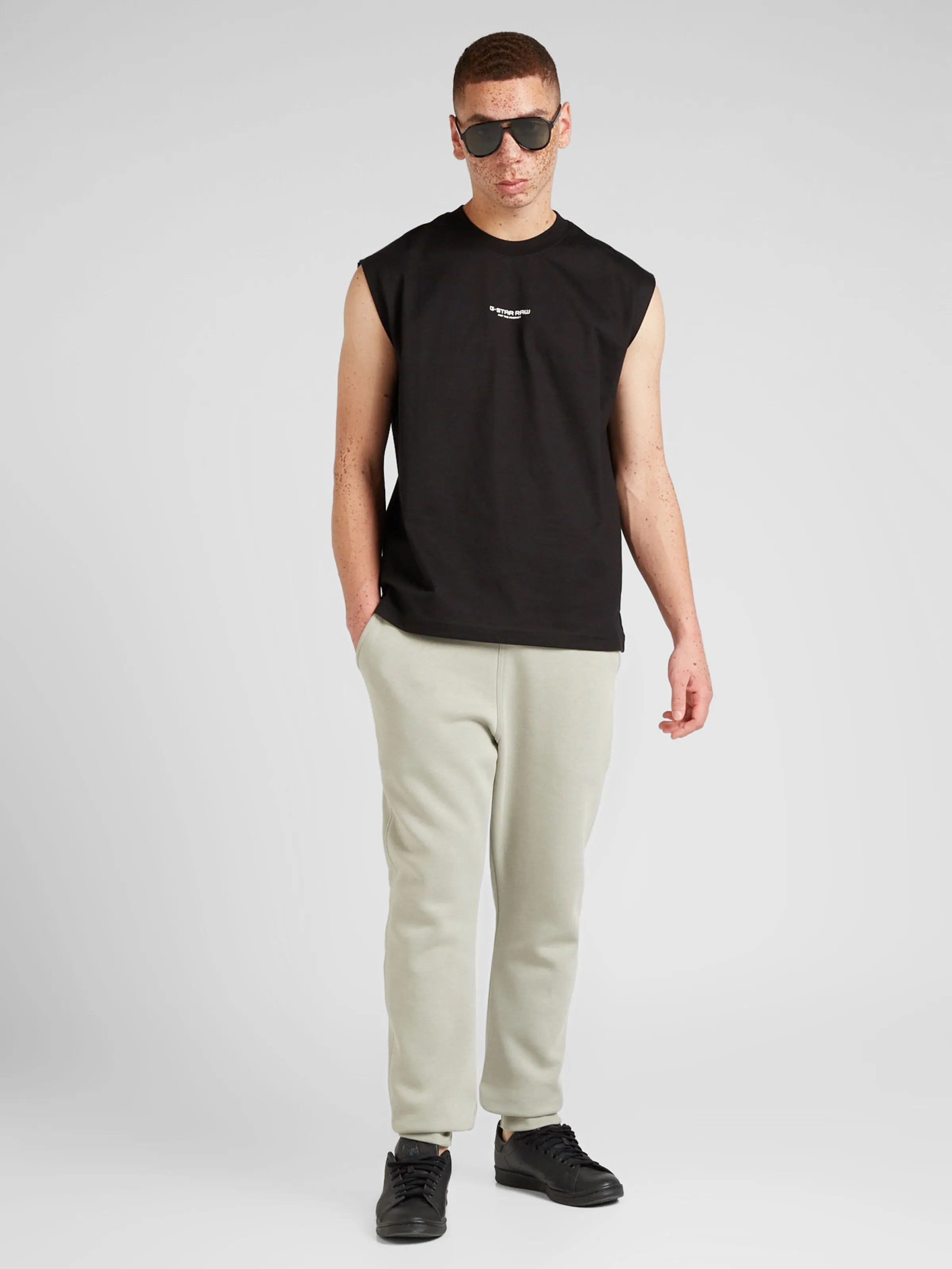 CAMISETA GSTAR RAW EN NEGRO
