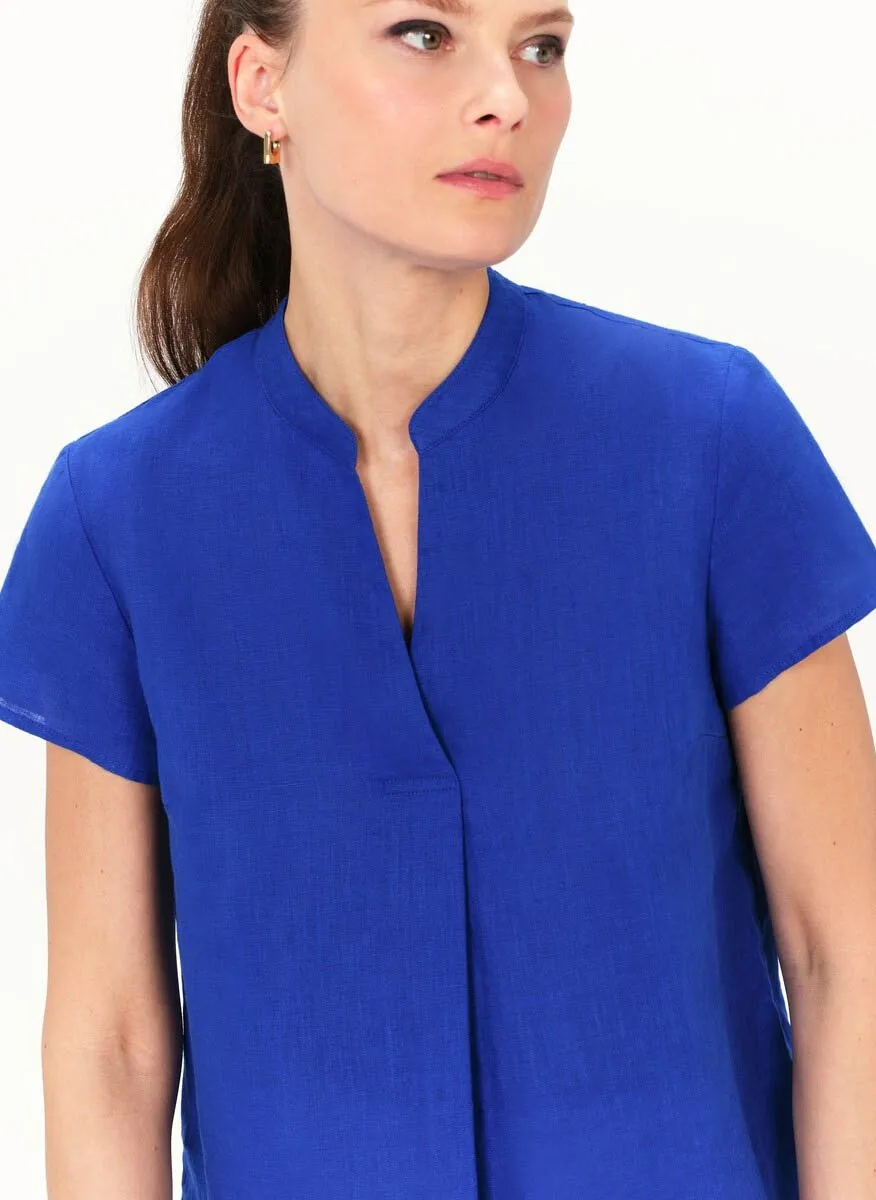 CAROLL KATB  TOP DE LINO CON CUELLO DE PICO EN AZUL