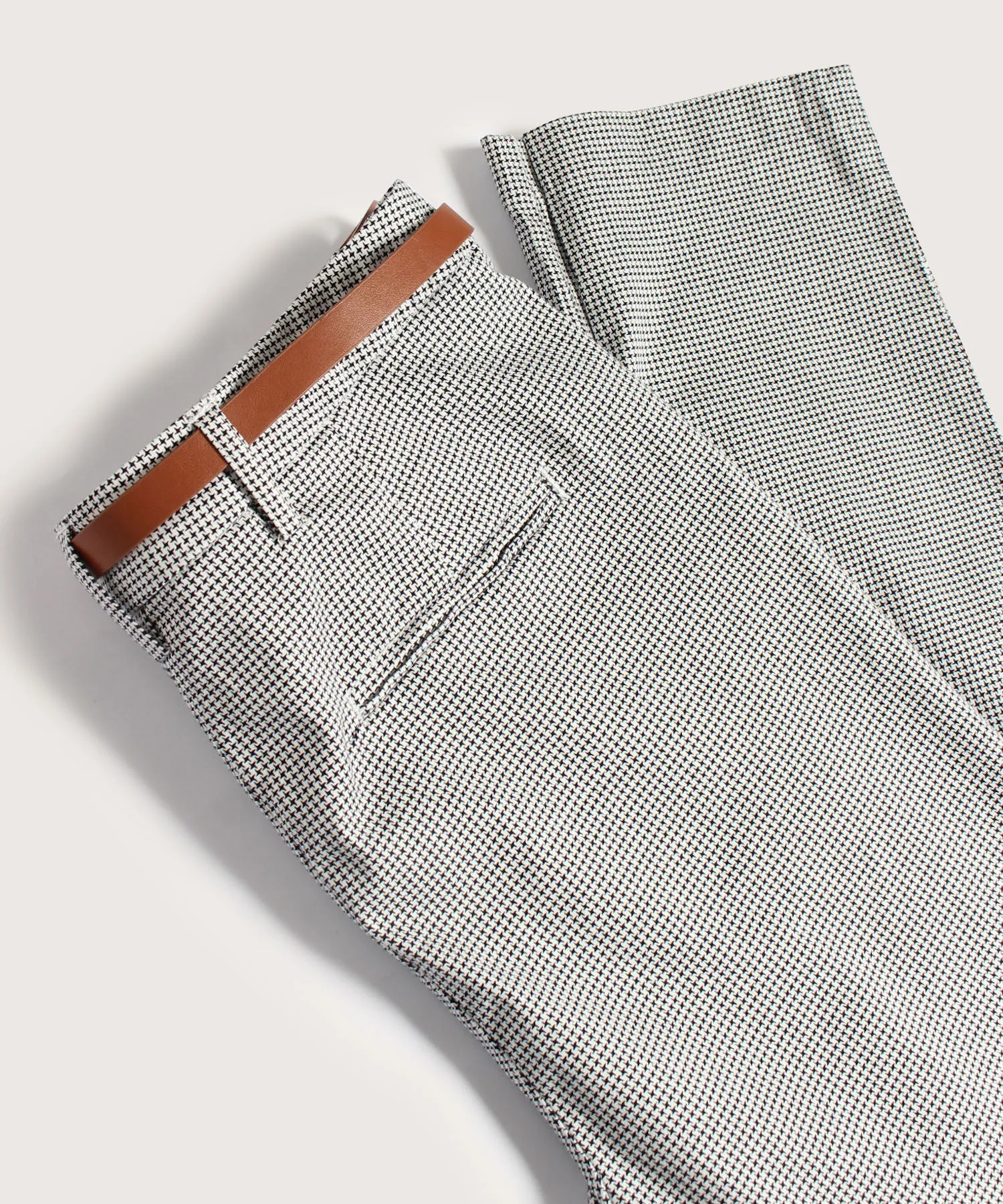 PANTALON CHINO ESTAMPADO CON CINTUR&OACUTE;N