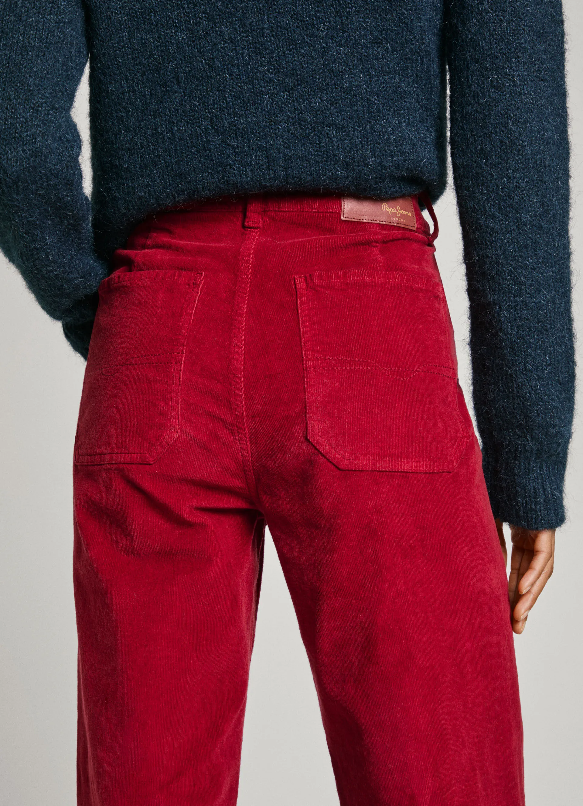 pantalón de pana fit flare