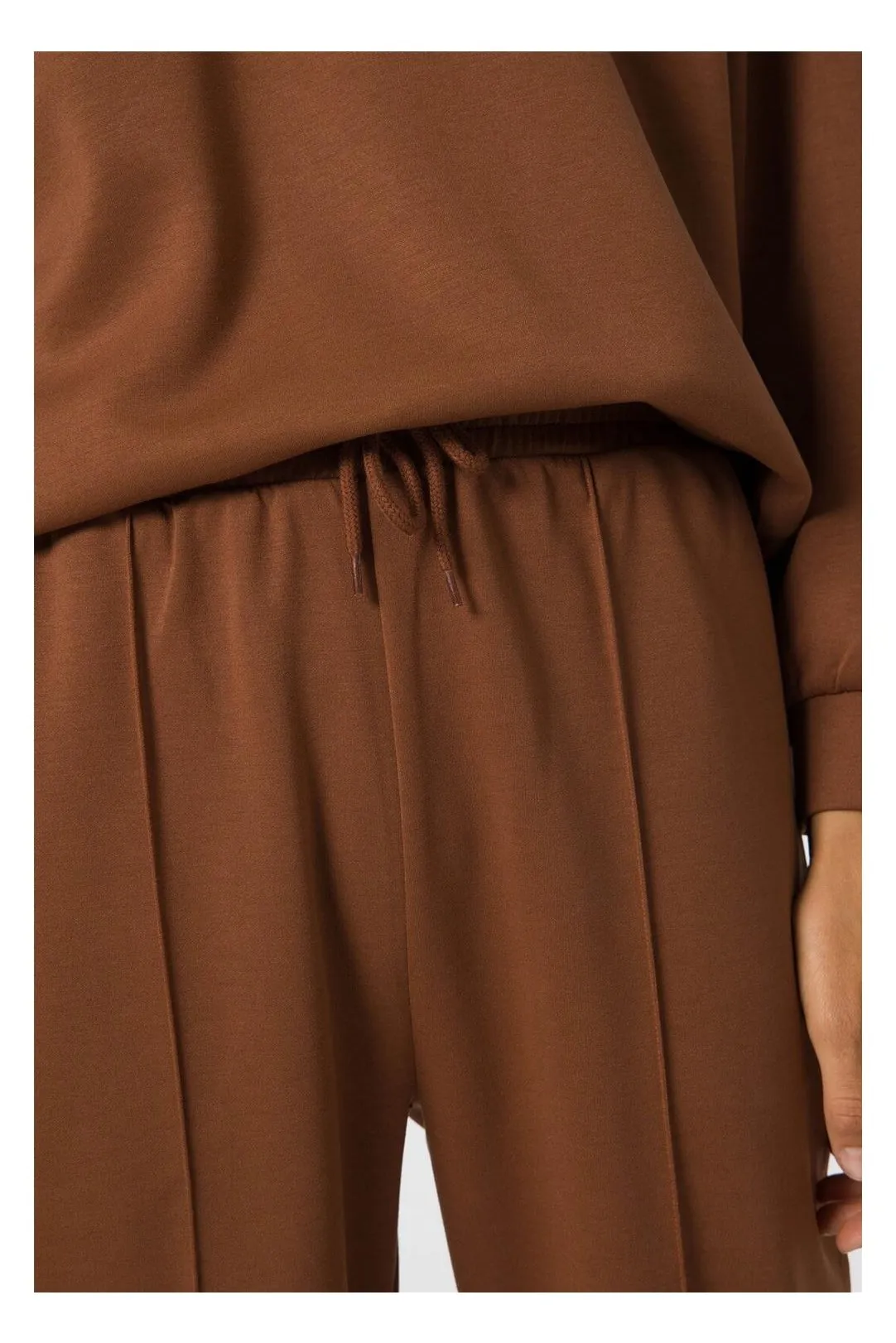 Pantalón jogger Milka chocolate