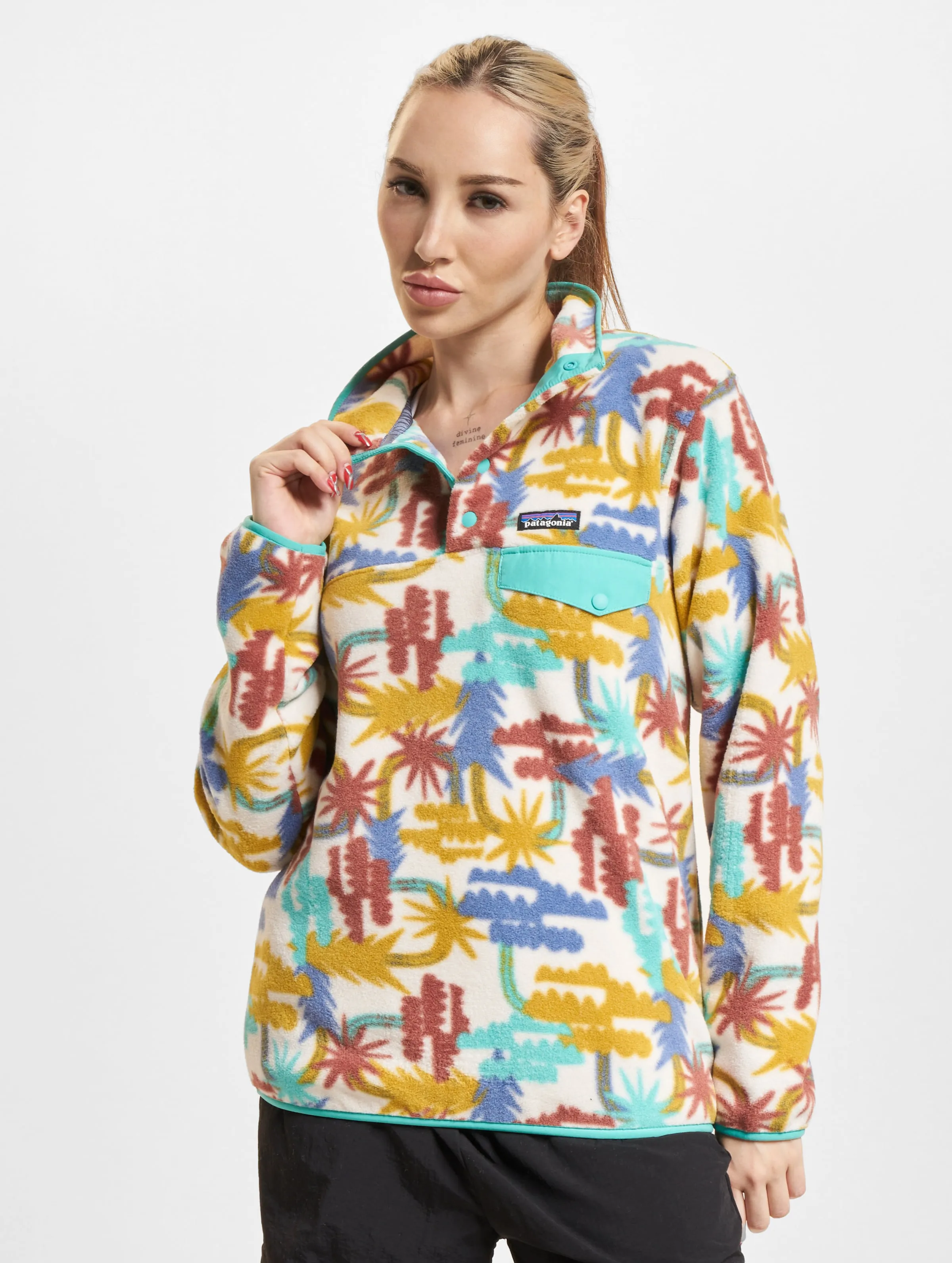Patagonia Synch Snap