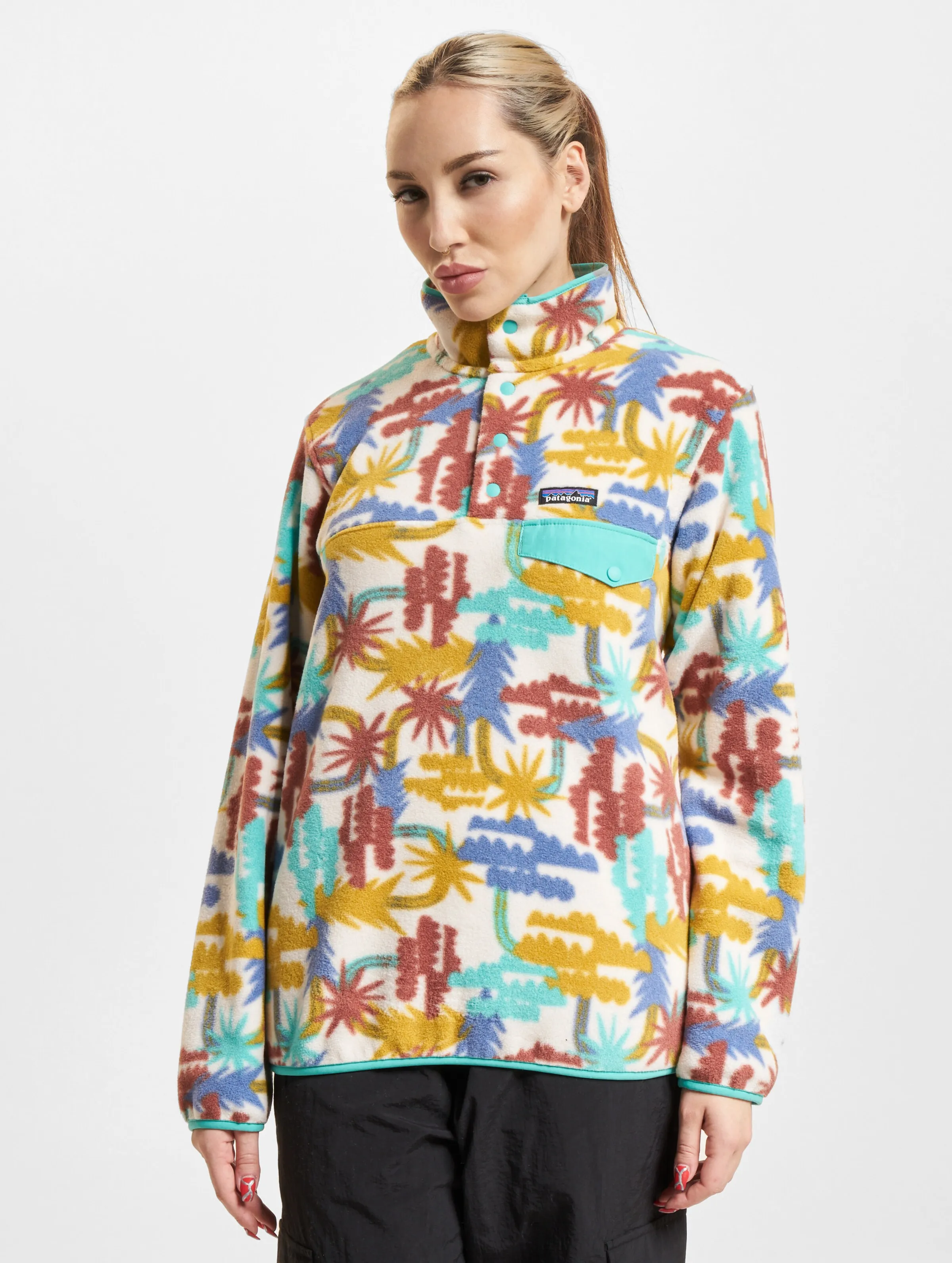 Patagonia Synch Snap