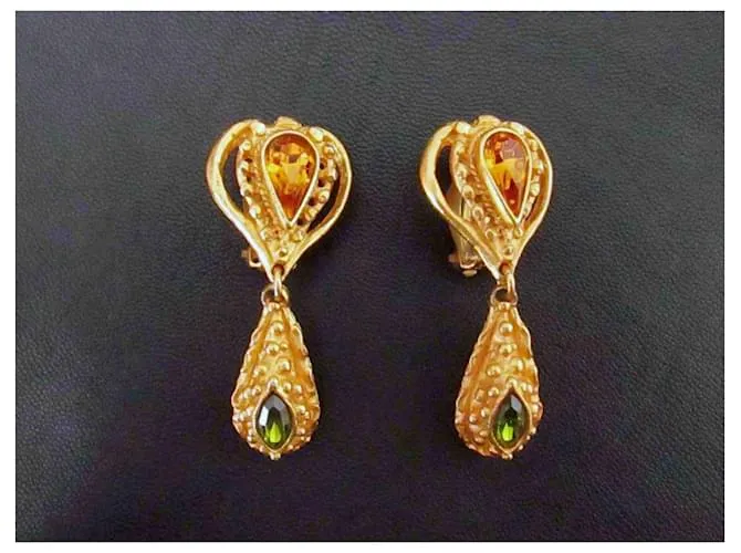 PENDIENTES VINTAGE CHRISTIAN LACROIX 1980 CHAPADOS EN ORO CON CRISTALES VERDENARANJA DE CLIP DORADO 