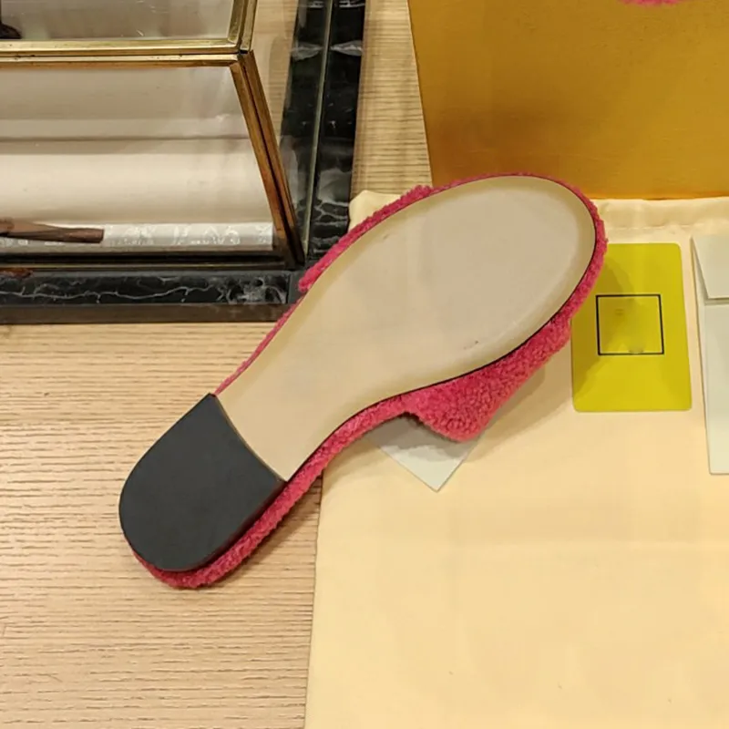 Tacones planos zapatillas diseñadores sandalias zapatos para mujer hebilla de moda cómodos sandalias casuales zapatos de diseñad