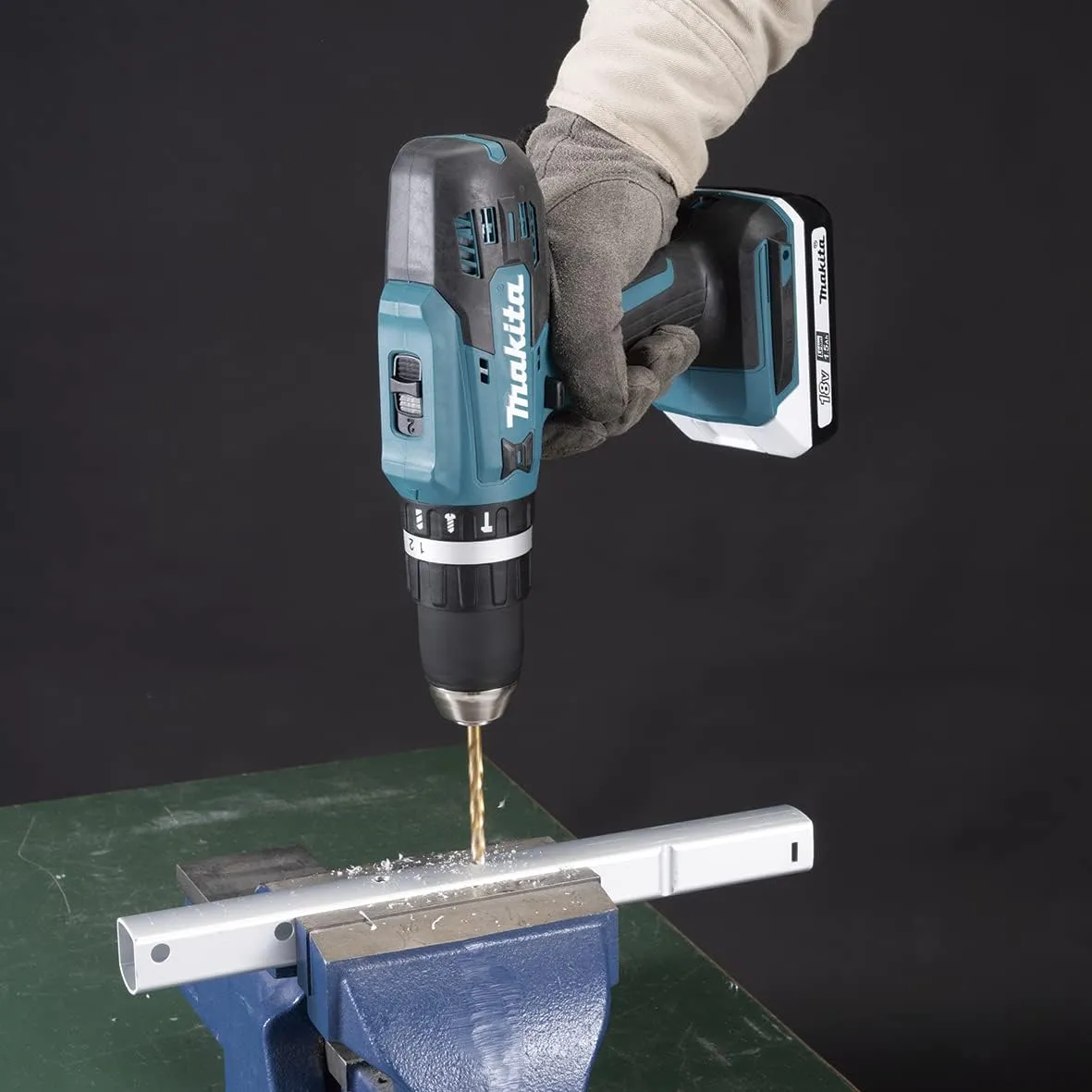 Taladro Combi Makita HP488D006