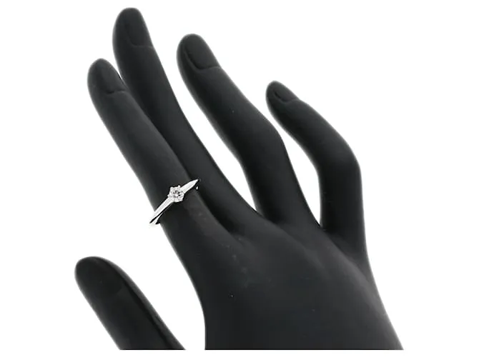 Tiffany & Co Anillo de diamante solitario Tiffany con borde afilado 