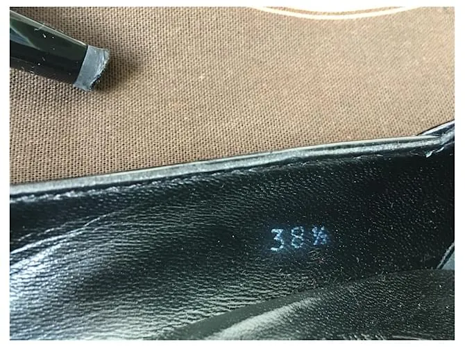 Tod's zapatos de tacon. made in Italy. talla IT.38,EU 39 Negro 