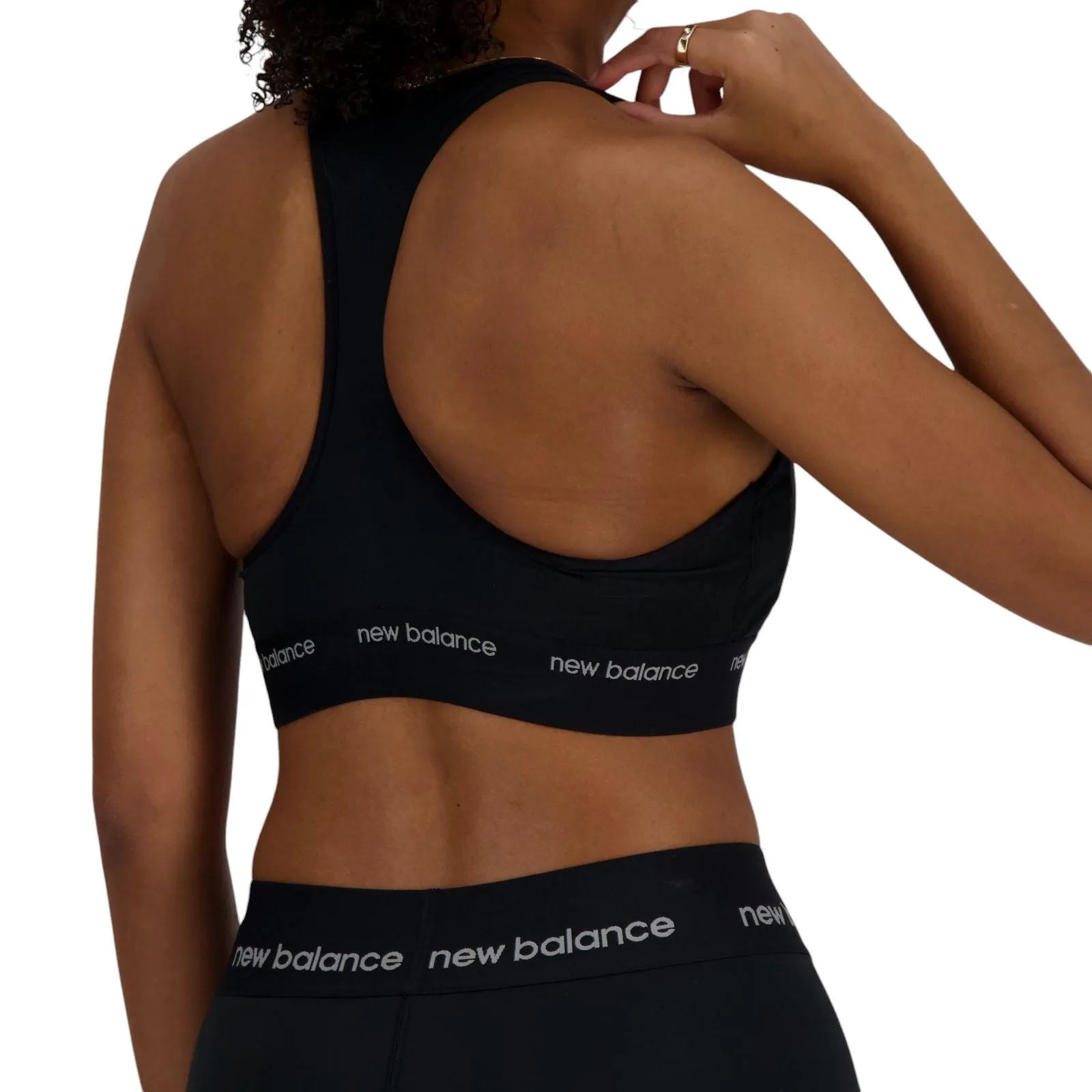 Top Deportivo New Balance Mujer Sleek Medium Support Sports Negro
