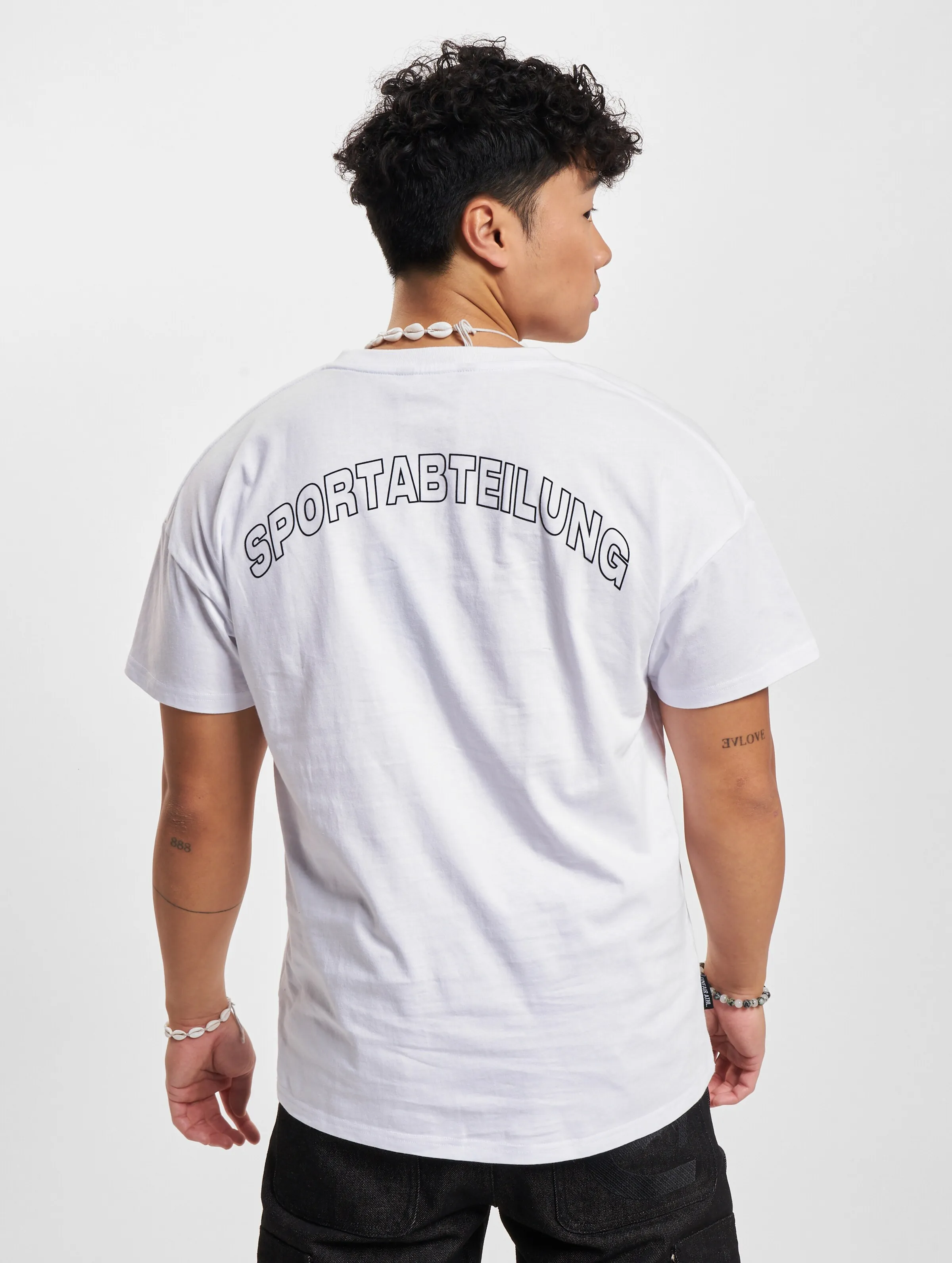 UNFAIR ATHLETICS UNFAIR ATHLETICS SPORTABTEILUNG TSHIRT