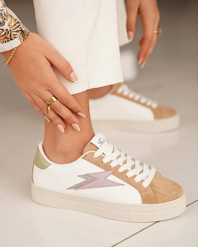 ZAPATILLAS DE MUJER EN COLOR CAMEL Y BLANCO CON CORDONES  CATERINA